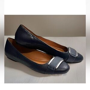 Calvin Klein ONETA Deep Navy LEATHER Women’s SLIP ON SHOES Textured Finish 8M